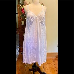 ♦️Vintage ShadowLine Slip Lingerie Nightgown♦️